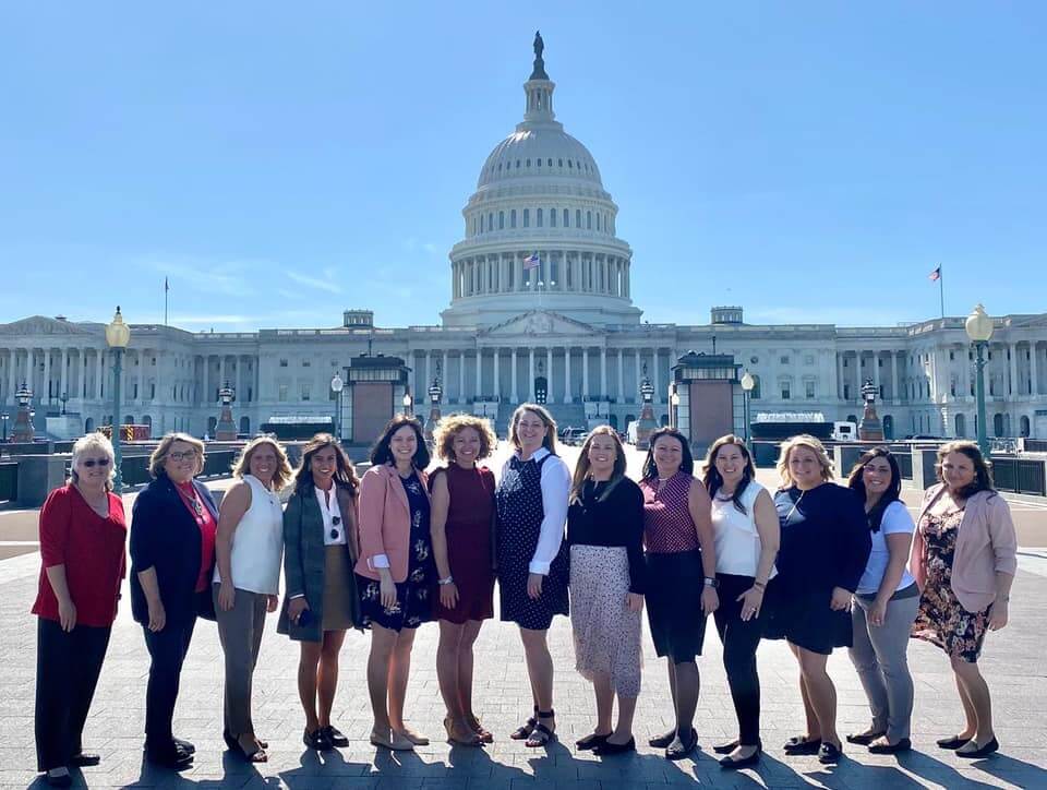 Largest Lugar Series group stands in front of U.S. Capitol